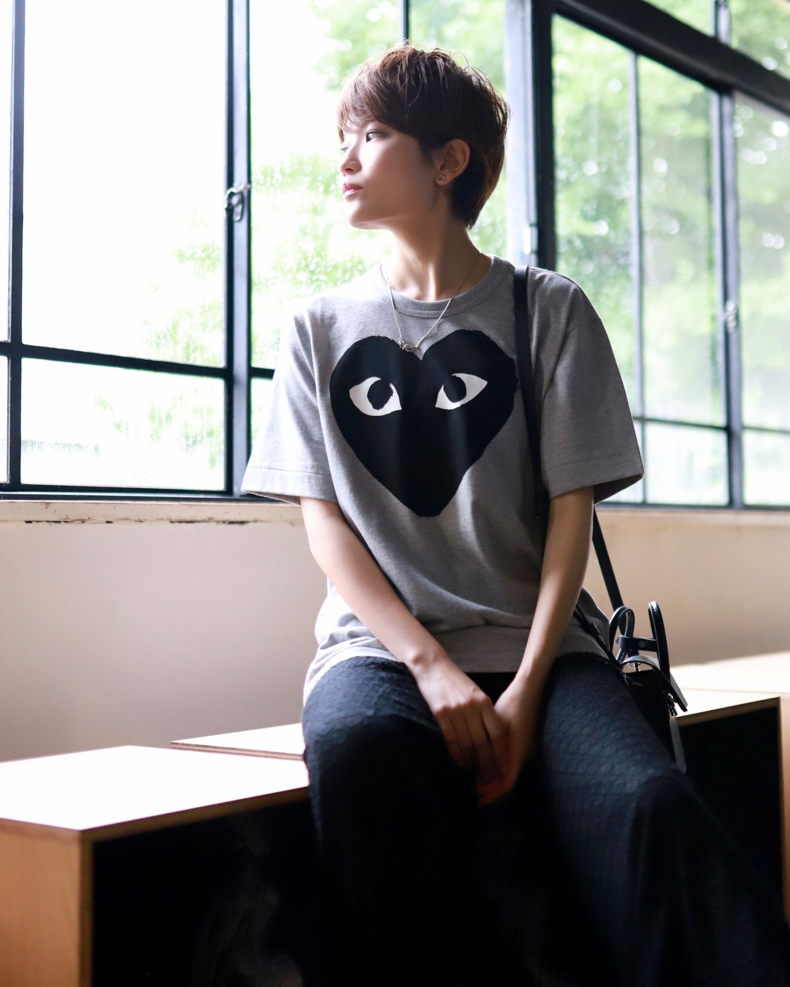 PLAYプレイコムデギャルソン ブラックハートTシャツBLACK HEART (GRAY)