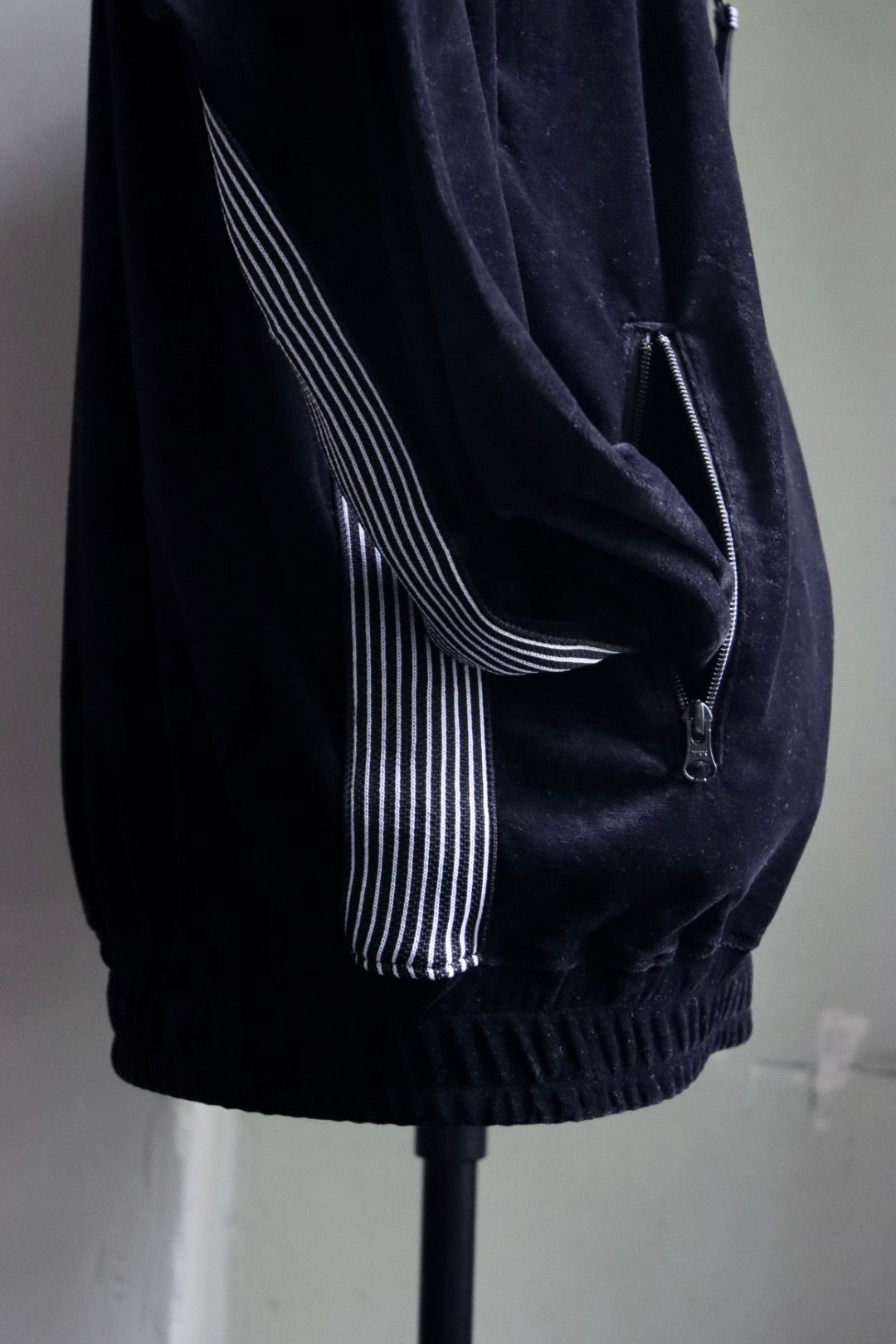 Stripes For Creative - S.F.C 23FW VELOUR TRACK JACKET