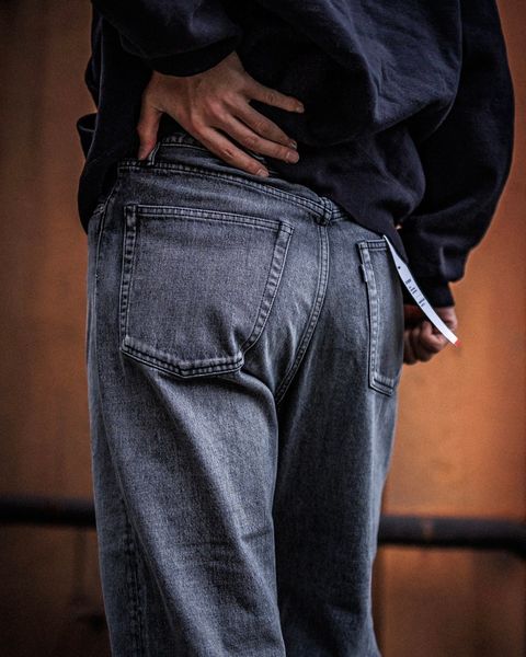 グラフペーパー Selvage Denim Five Pocket Wide Straight Pants(LIGHT FADE BLACK) 1月18日(土)新作発売！