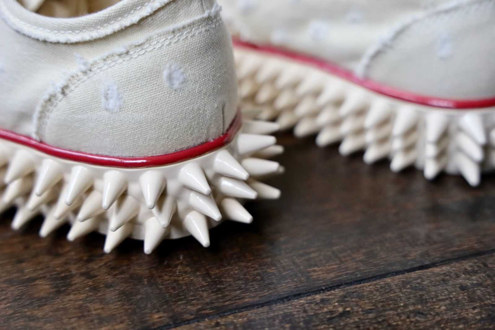 doublet 25AW スニーカーSPIKY CANVAS SNEAKER (25AW75FT62)WHITE