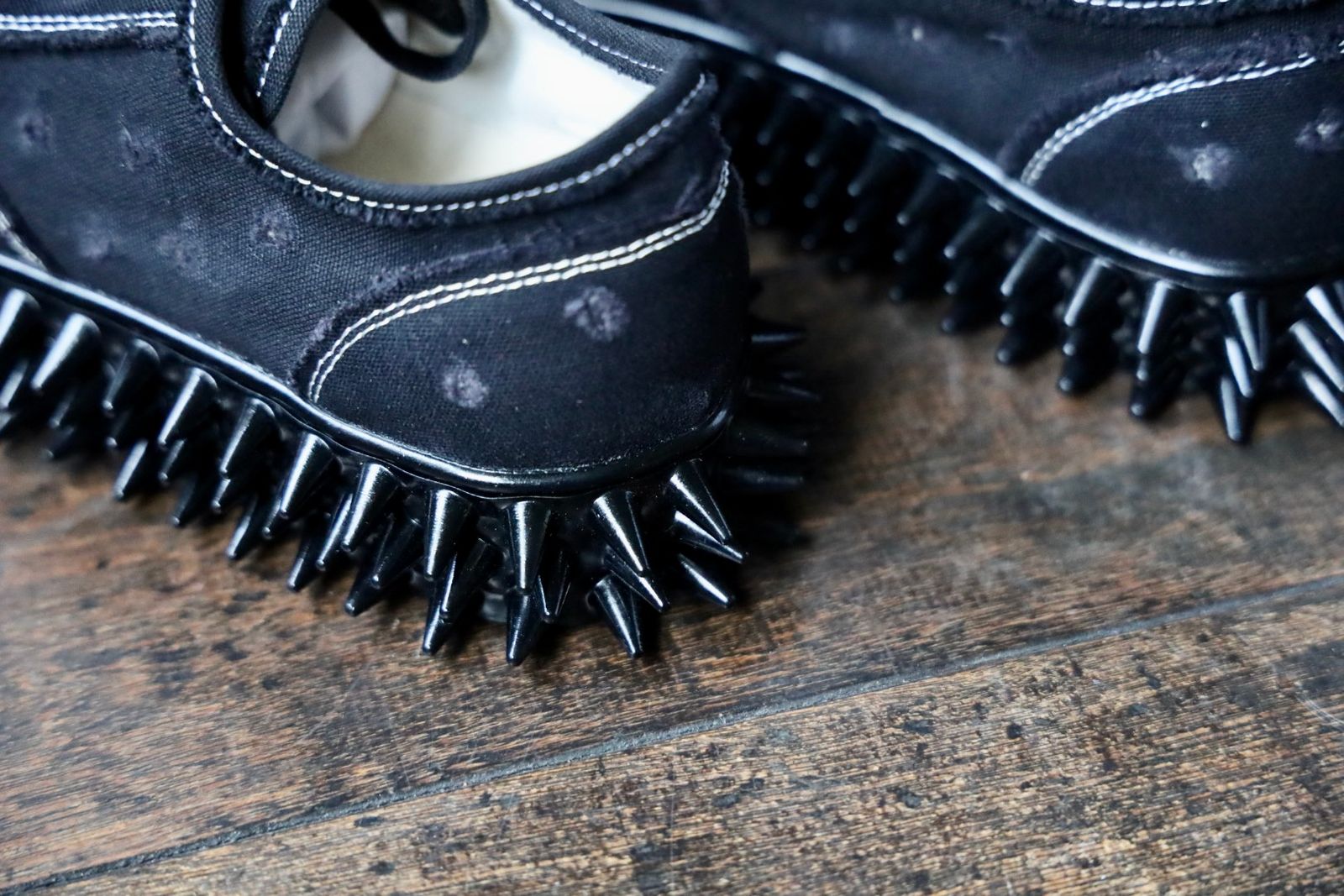 doublet 25AW スニーカーSPIKY CANVAS SNEAKER (25AW75FT62)BLACK