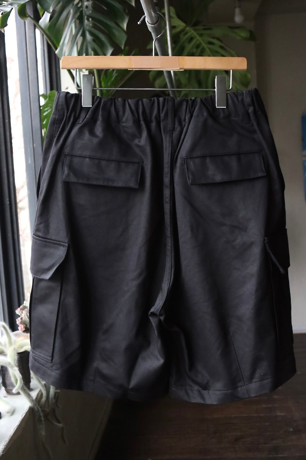 is-ness - イズネス23SSショーツ BALLOON EZ CARGO SHORTS(1005SSPT04