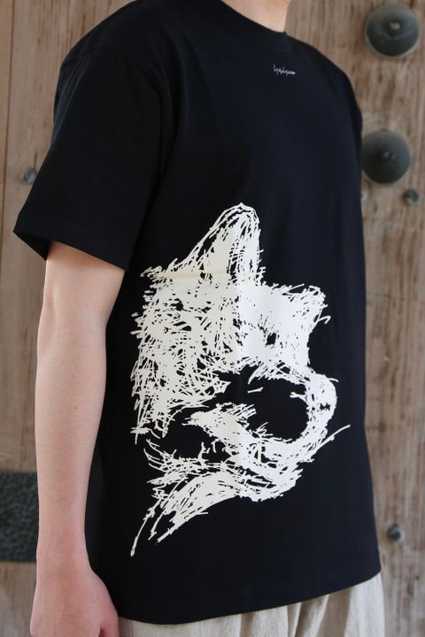Yohji Yamamoto 半袖 コットン Tシャツ SS21 ドッグ シグネチャーロゴ(HD-T96-082)style.2021.4.13.