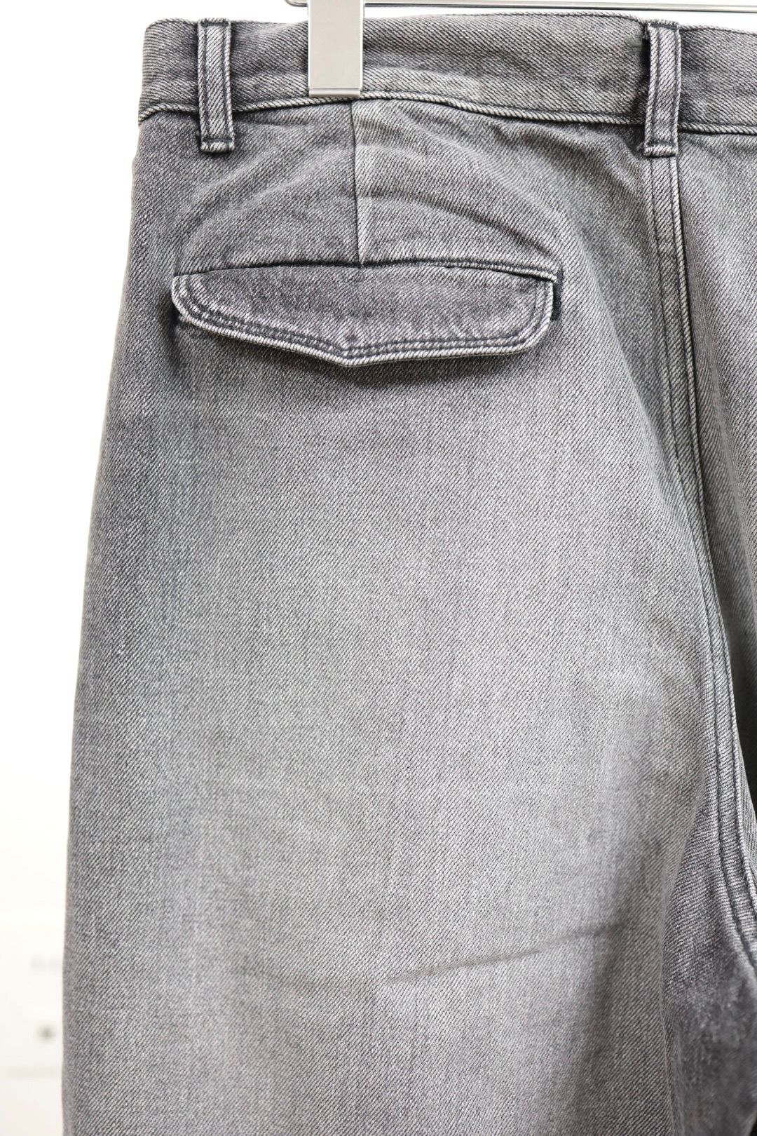 Graphpaper - グラフペーパー Selvage Denim Two Tuck Tapered Pants