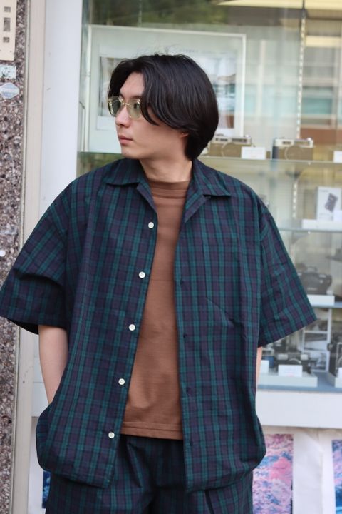 is-ness BALLOON WIDE SHIRT(1022SSSH03) style.2022.4.25