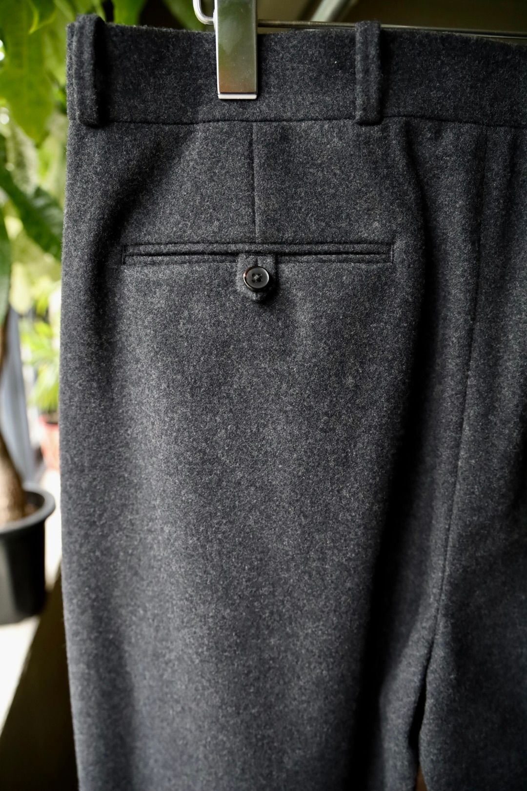 アプレッセ 2025 STYLE2  Wool Flannel Wide Trousers(25AAP-04-14)CHARCOAL☆9月13日(土)発売！