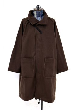 イズネス26AW  Duffle Smock Long Coat(26AW_35_28AWCOAT02)BROWN☆10月10日(土)発売！