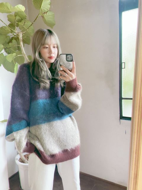 YOKE 新作MOHAIR BORDER CREWNECK SWEATER style.2023.8.27