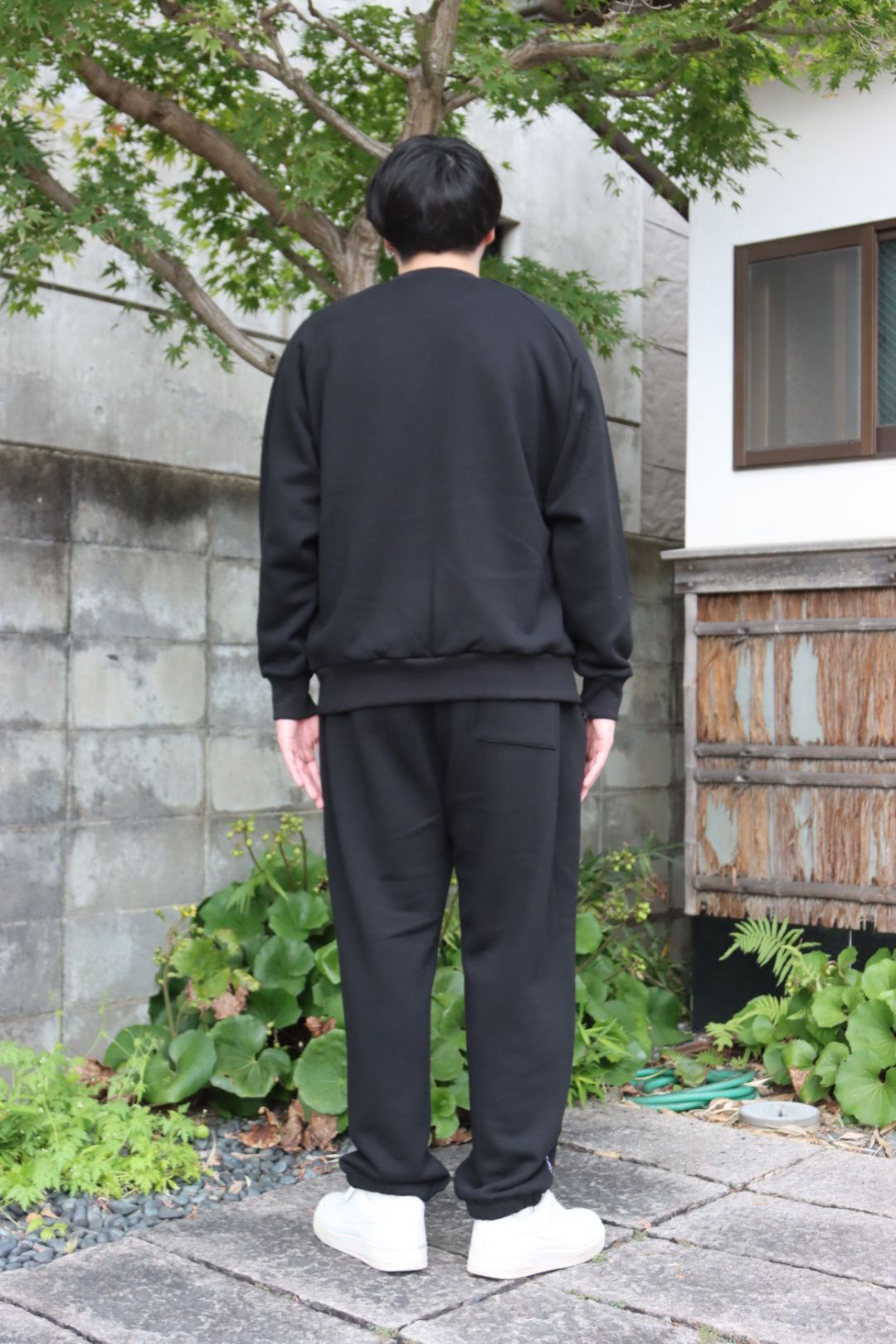 VIBTEX for FreshService “SWEAT CREW NECK PULLOVER” style