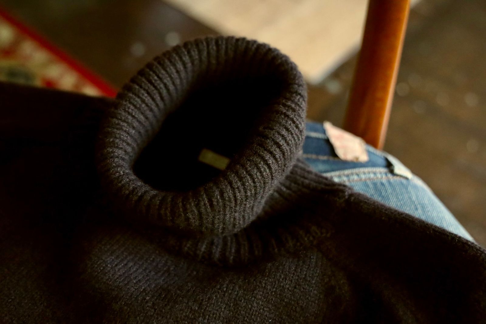 アプレッセ Turtleneck Sweater(24AAP-03-10K)BROWN