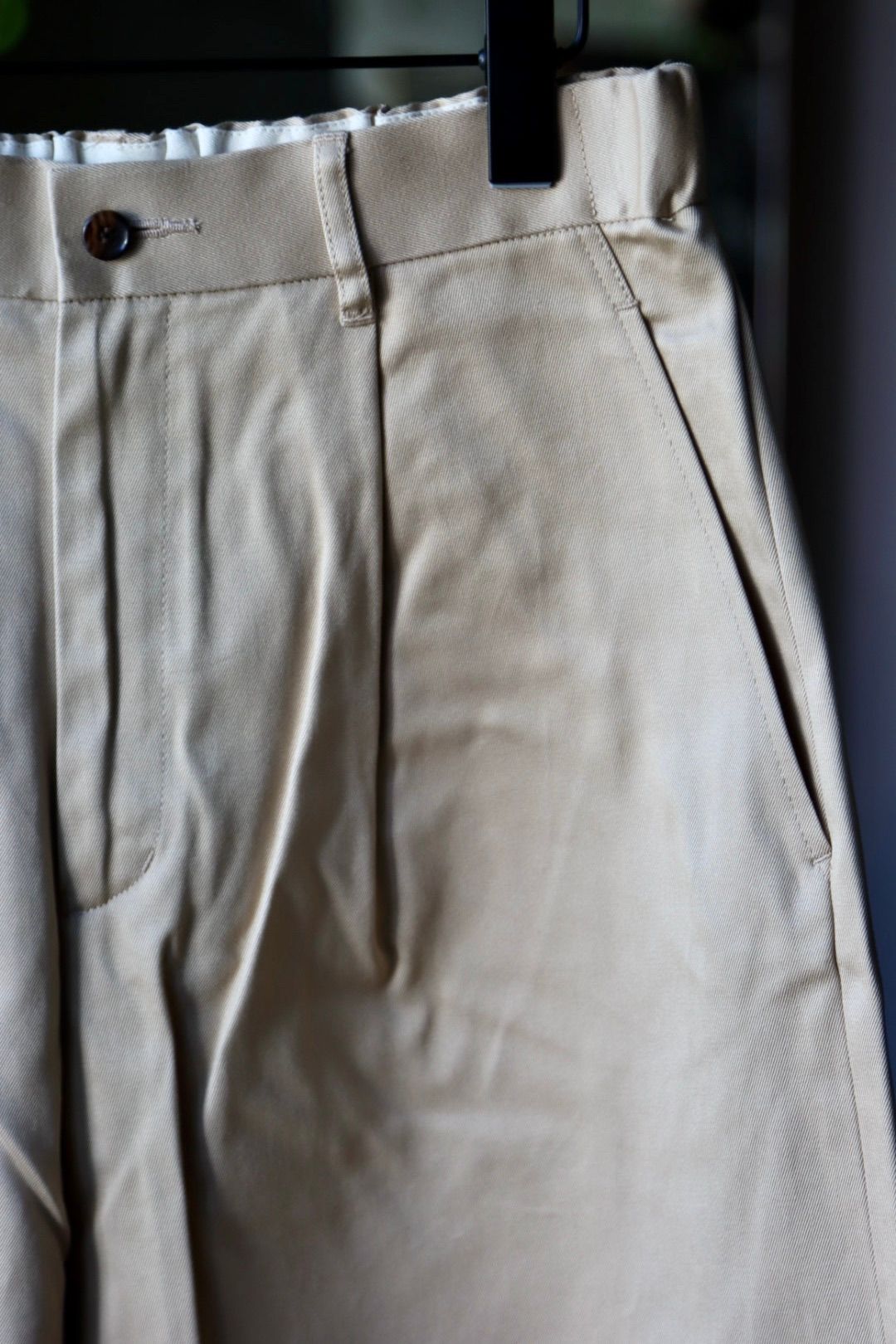 グラフペーパー  25AW Westpoint Chino Wide Tapered Trousers(GM253-40151B)BEIGE☆8月16日(土)発売！