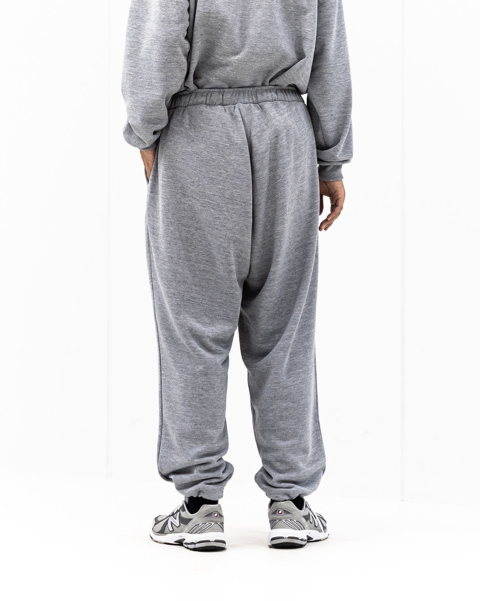 S.F.C 25FW エスエフシー TECH WIDE TAPERED SWEAT PANTS (SFCFW25CS03)Grey M