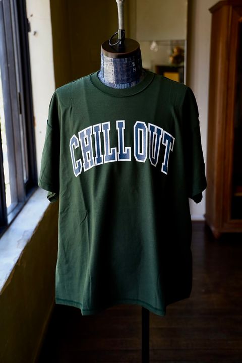 イズネスミュージック CHILL OUT T-SHIRT (IMP6_03_CHILLSST01) FOREST