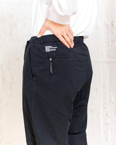 フレッシュサービス CRISP COTTON CLIMBING PANTS スタイル 3月1日(土)発売！