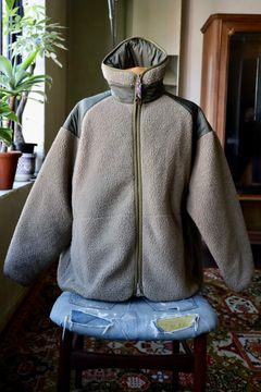 イズネス 25AW REVERSIBLE FLEECE DOWN JACKET is-ness×TAION (25AW_34_1007AWDOWNJK01)KHAKI☆新作発売！