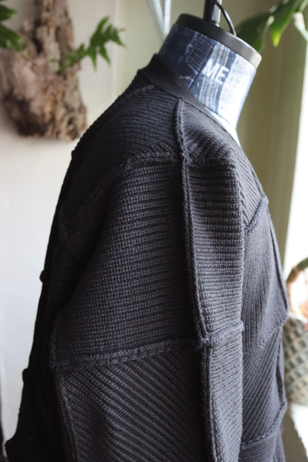 ヨーク24SS PATCHWORK RIB BUTTONED CARDIGAN(YK24SS0683S)BLACK