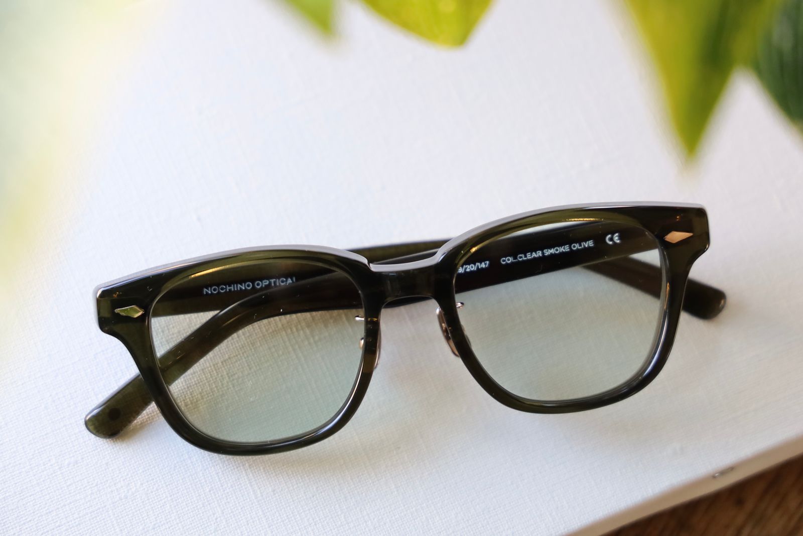 ノチノオプティカル "SANSUI FR" #5.CREAR SMOKE OLIVE× GREY GREEN to DARK GREY (調光モデル)