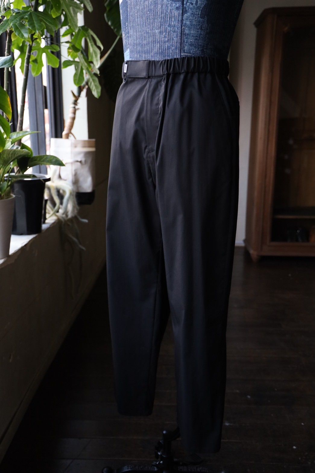 グラフペーパー Solotex Twill Wide Tapered Chef Pants(BLACK)