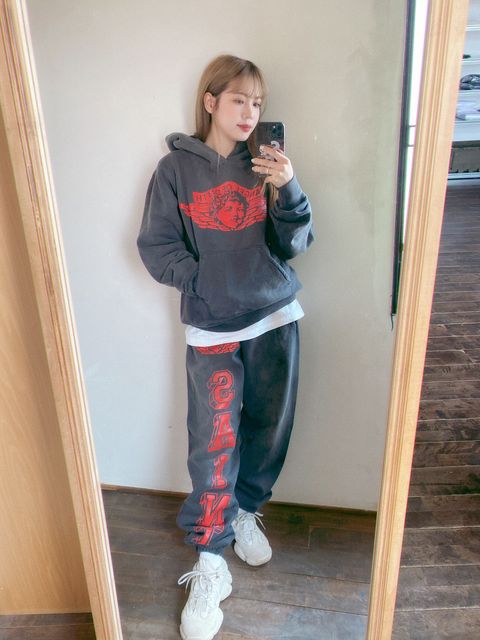 セントマイケル 新作ANGEL HOODIE style.2024.1.12