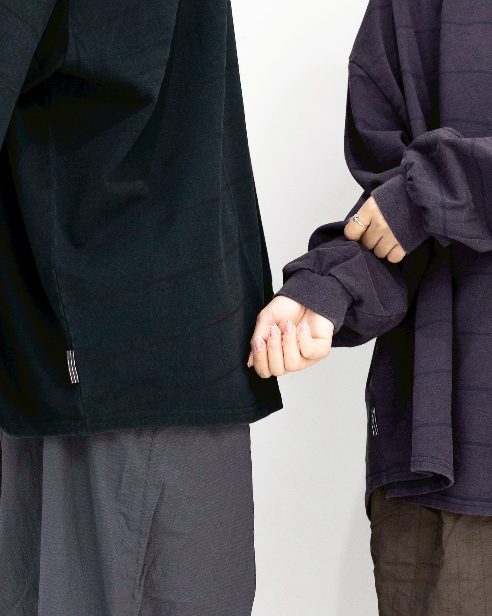 S.F.C 25FW エスエフシー SIDE STRIPE SUPER BIG LS TEE(DISCHARGED)(SFCFW25CS06)Navy(ブラウンぽい）☆9月20日(土)発売！