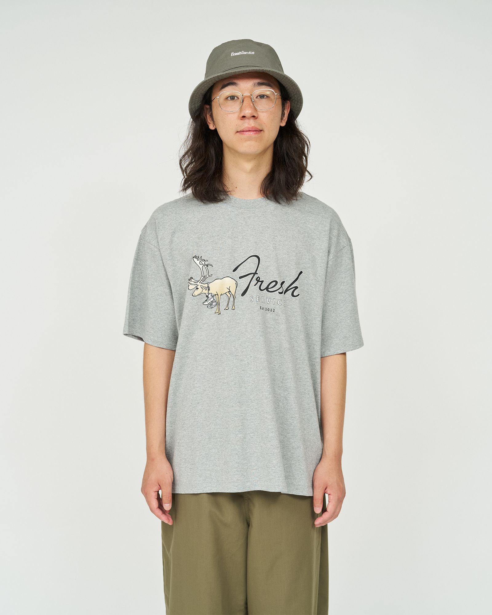 フレッシュサービス CORPORATE PRINTED S/S TEE “CARIBOU”(FSC253-70016)H.GRAY