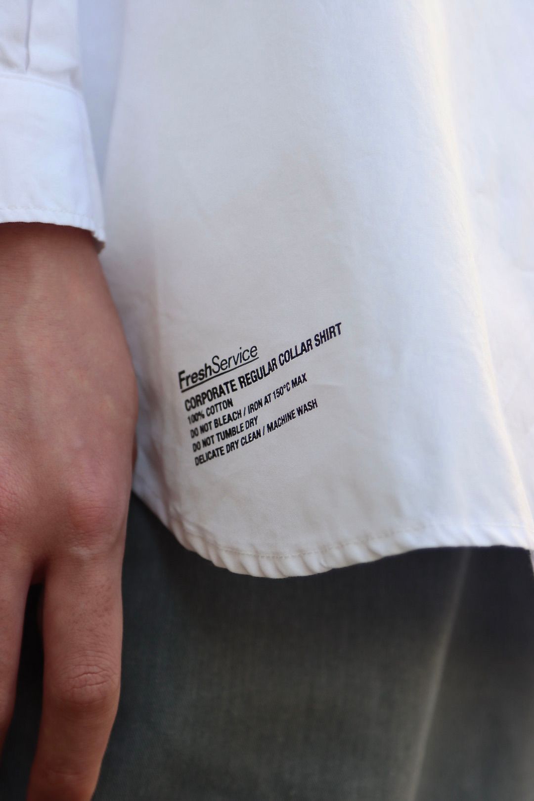 FreshService CORPORATE REGULAR COLLAR SHIRT"WHITE"style.