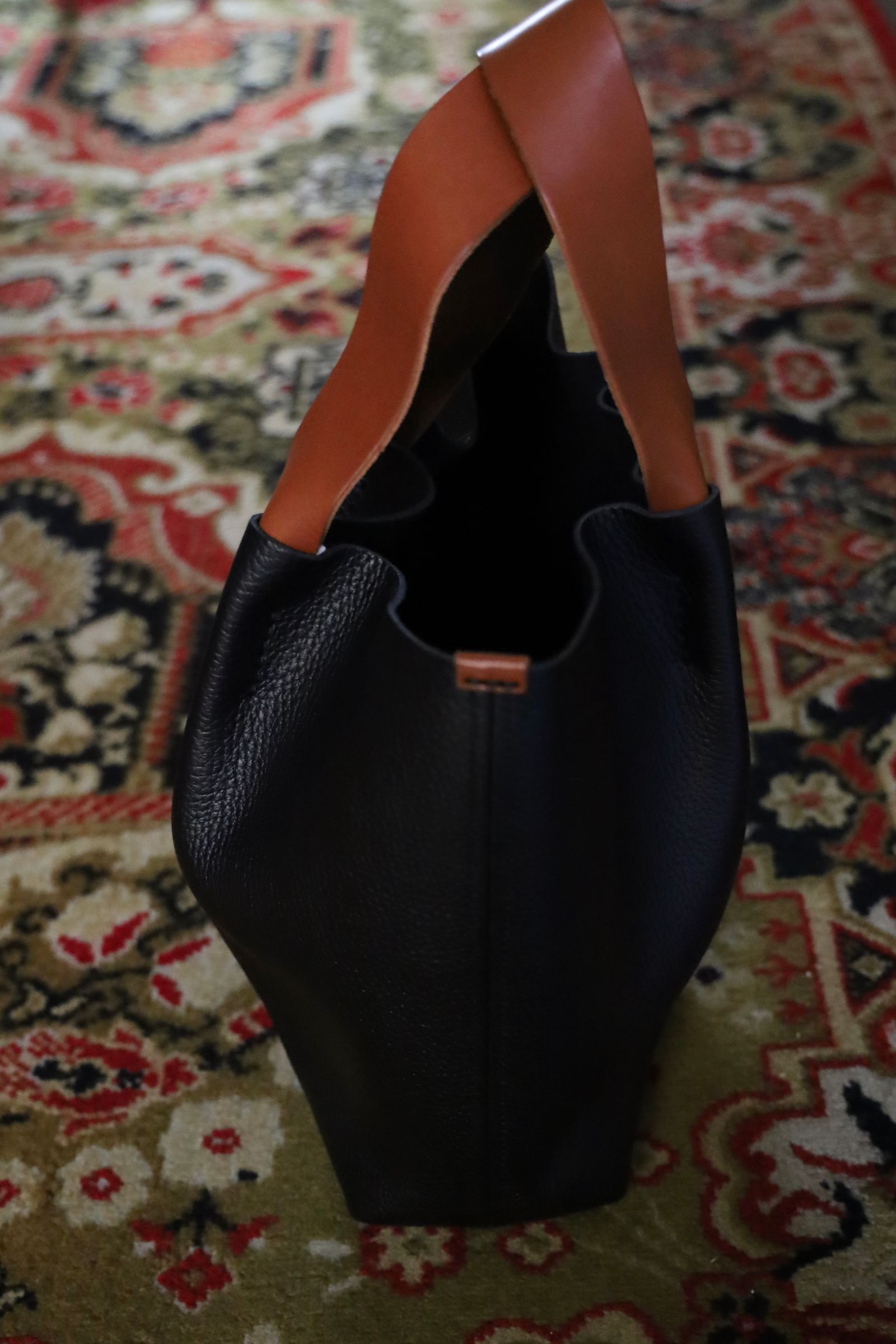 エンダースキーマ バッグ piano bag medium(mj-rb-pim)black☆6月14日(土)発売！