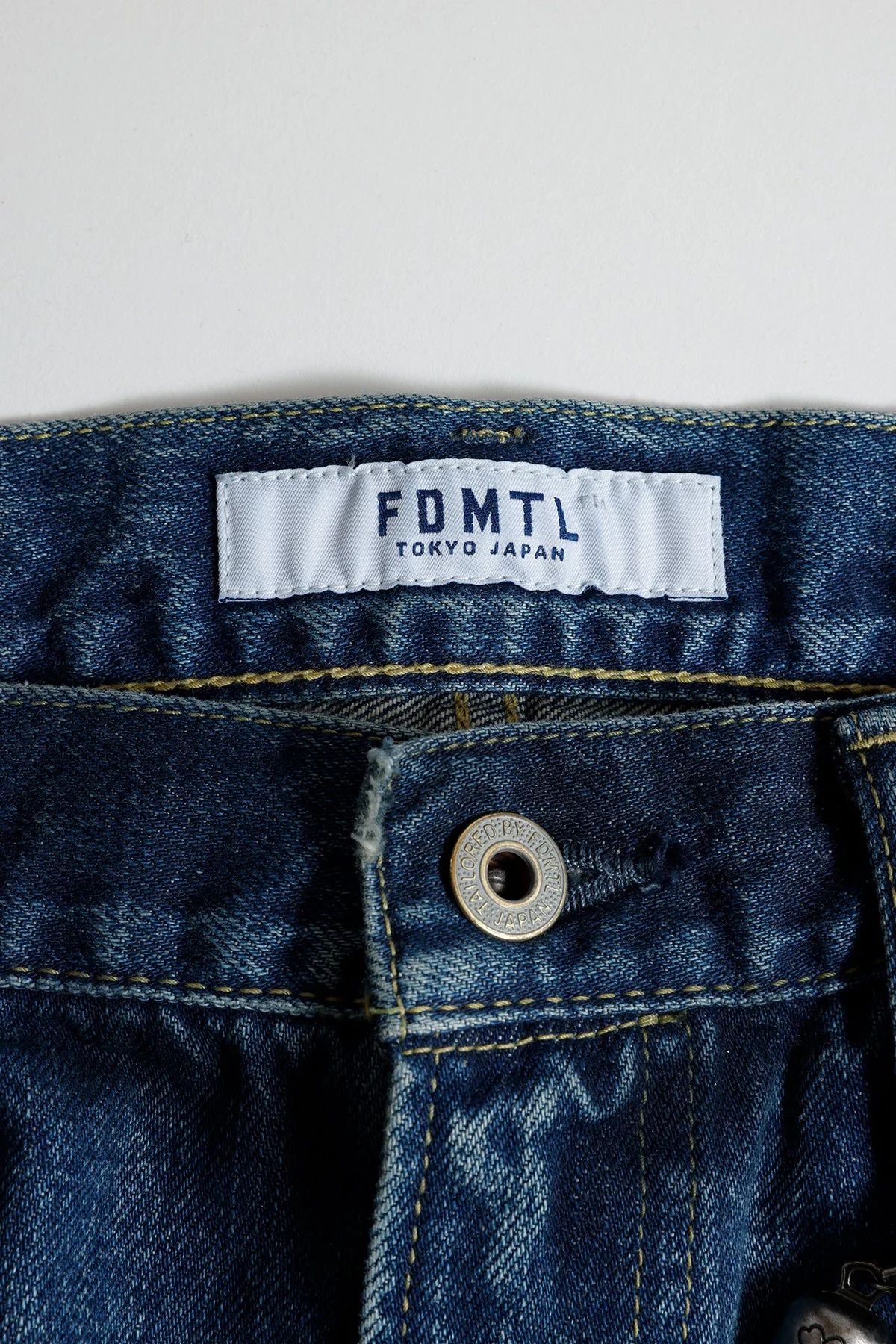ファンダメンタル デニムパンツ CLASSIC FIT DENIM CS130 (FA25MG130)INDIGO
