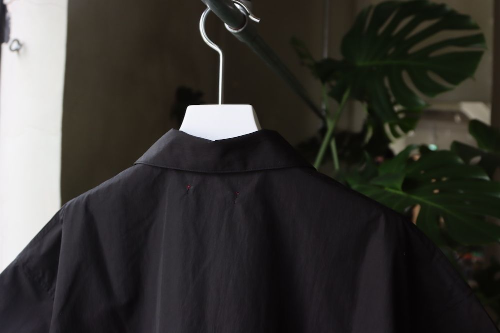 イズネス22SS BALLOON WIDE SHIRT(1022SSSH03)BLACK