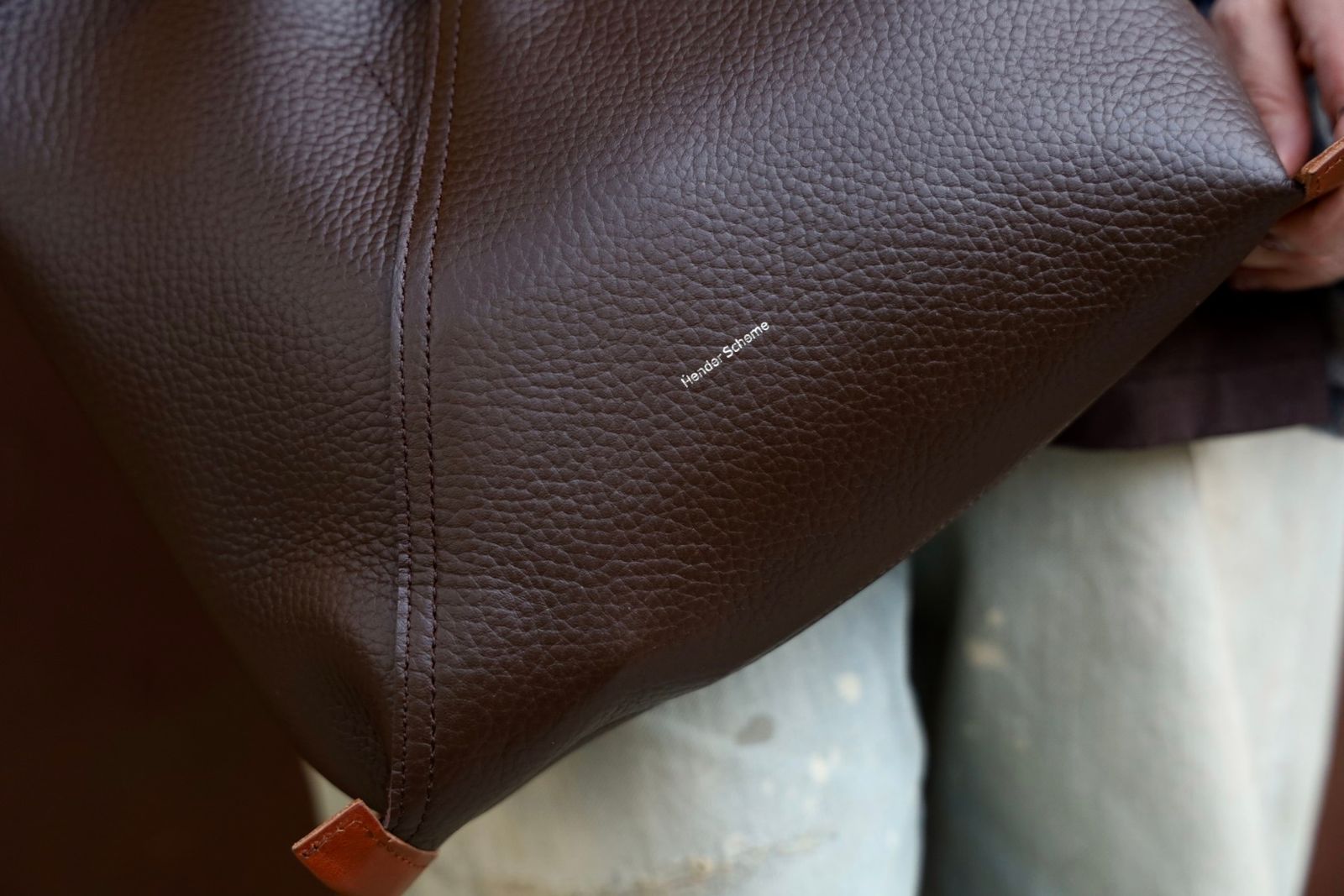 エンダースキーマ バッグ triangle bag(wt-rb-trb)dark brown