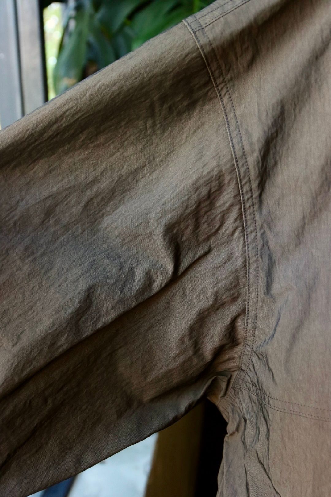 イズネス23AW シャカシャカプルオーバーシャツ SHAKA SHAKA PULLOVER SHIRTS(1005AWPULL01)BROWN