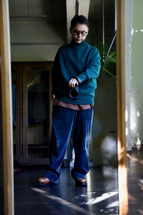 A.PRESSE Turtleneck Sweaterスタイル