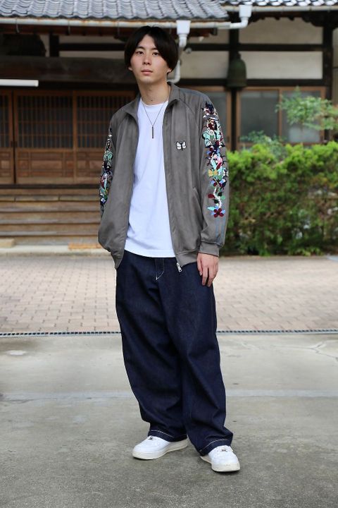 doublet CHAOS EMBROIDERY SUEDE TRACK JACKET"GREY"style.2020.8.8.