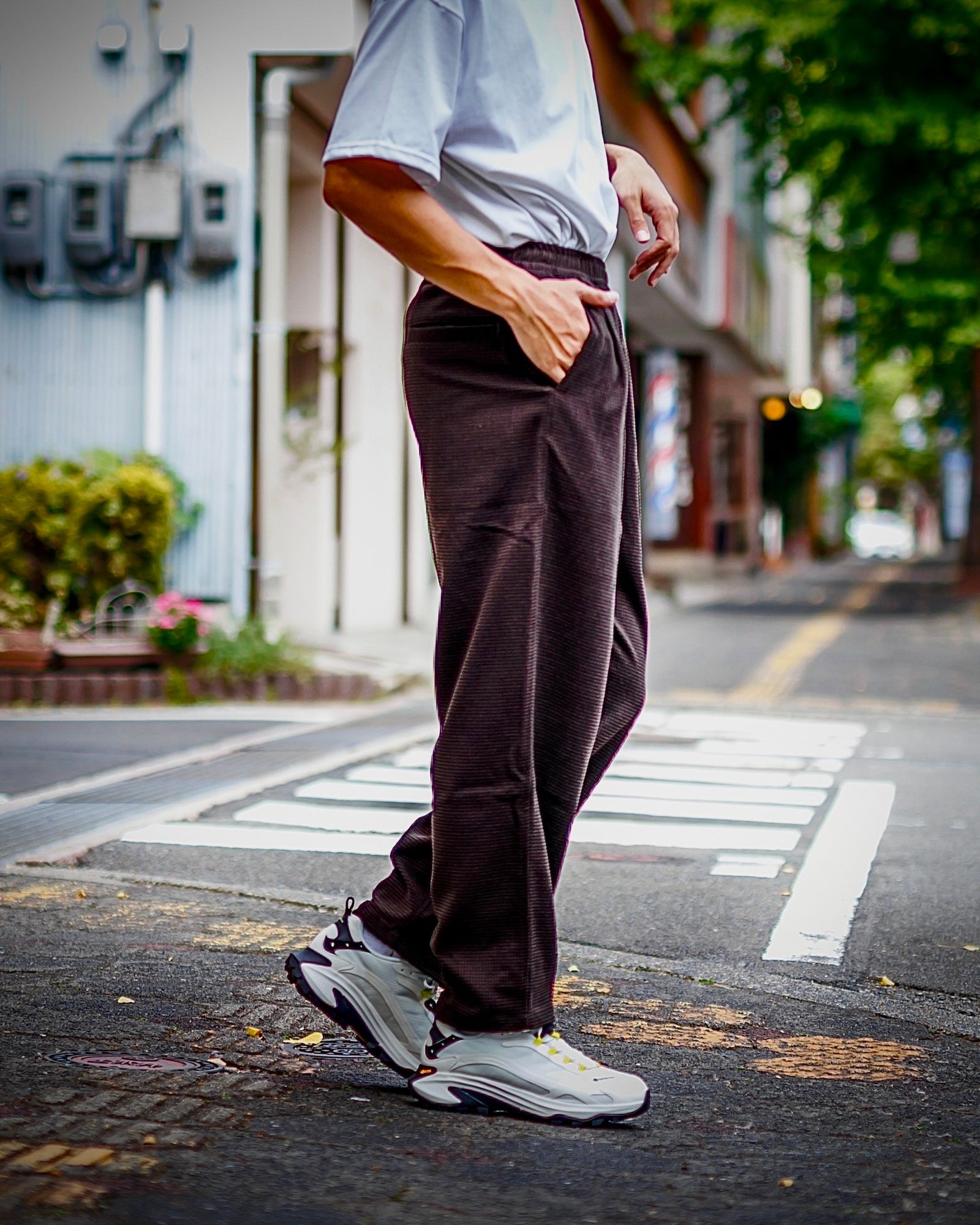 フレッシュサービス HOUNDSTOOTH TWO TUCK TRACK PANTS (FSC243-40188)BROWN