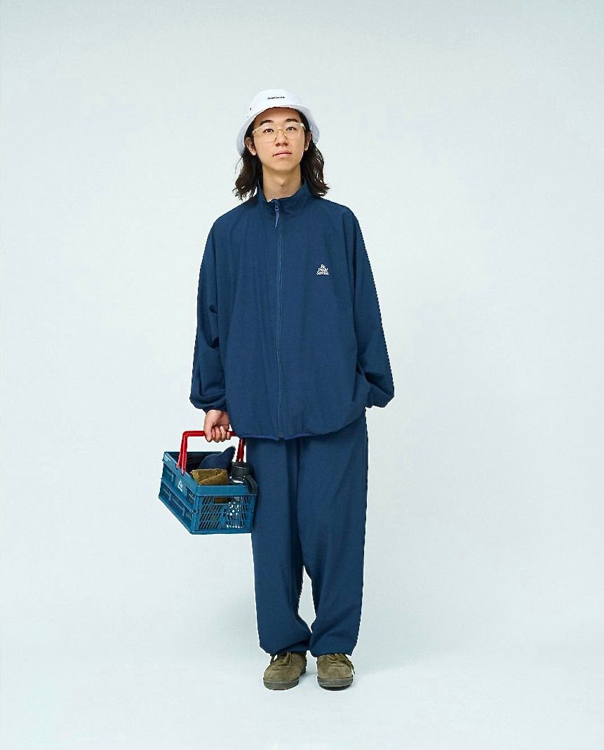 freshservice utility packable suit メンズ