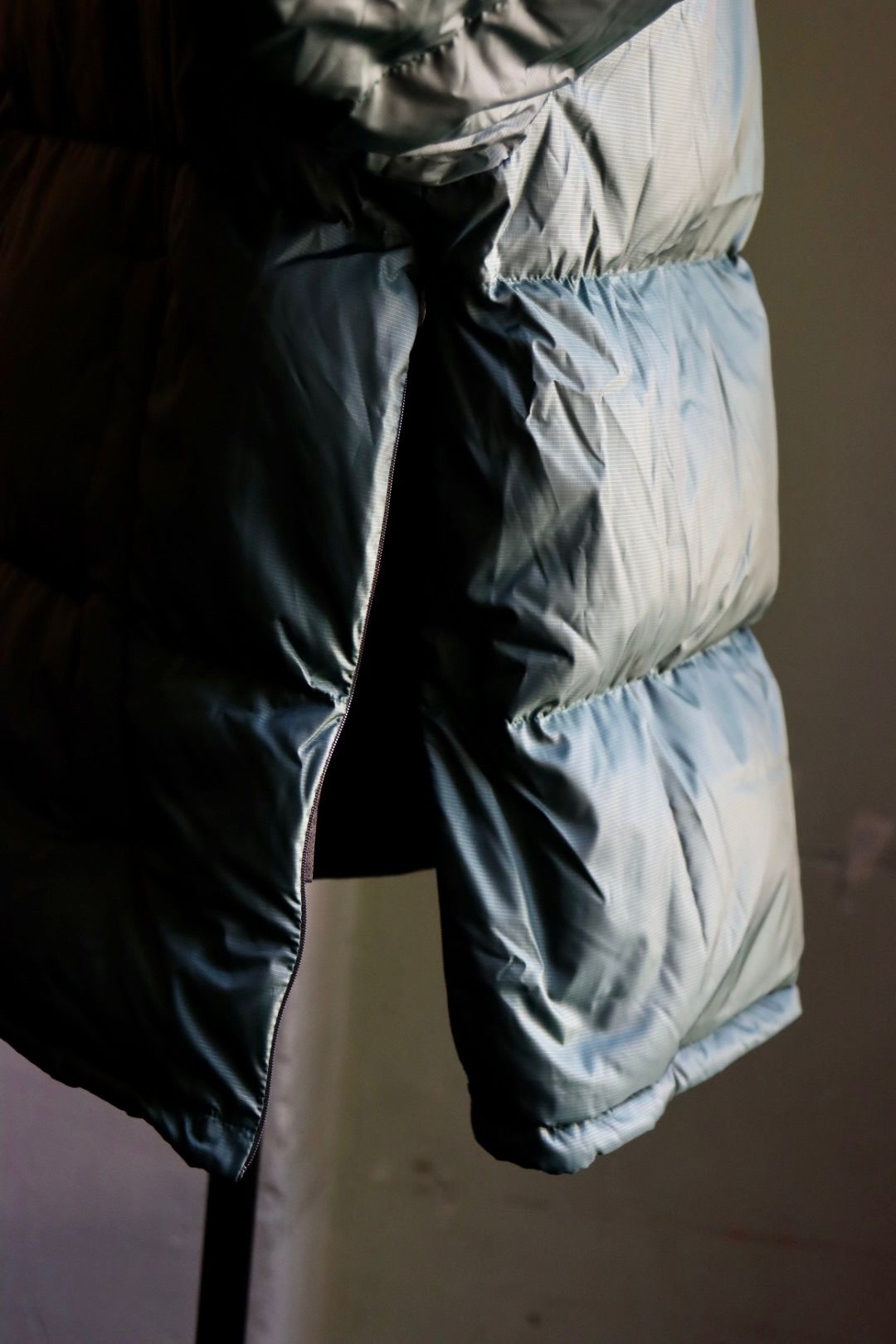 イズネス 23AW FUNCTIONAL DOWN JACKET is-ness×NANGA (1005AWDOWNJK01)GREEN