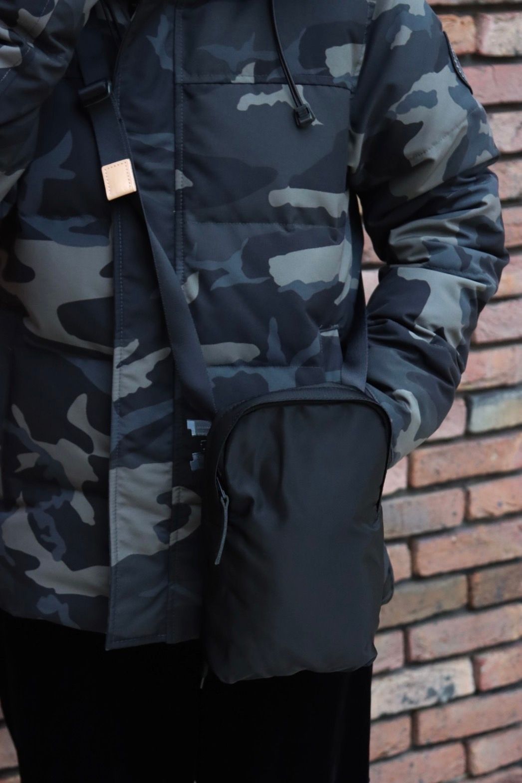 CANADA GOOSE MACMILLAN PARKA BLACK LABEL PRINT style.2023.1.9