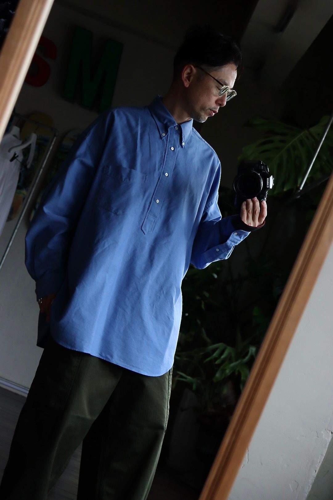 Graphpaper Oxford Oversized B.D Pullover Shirt | mark