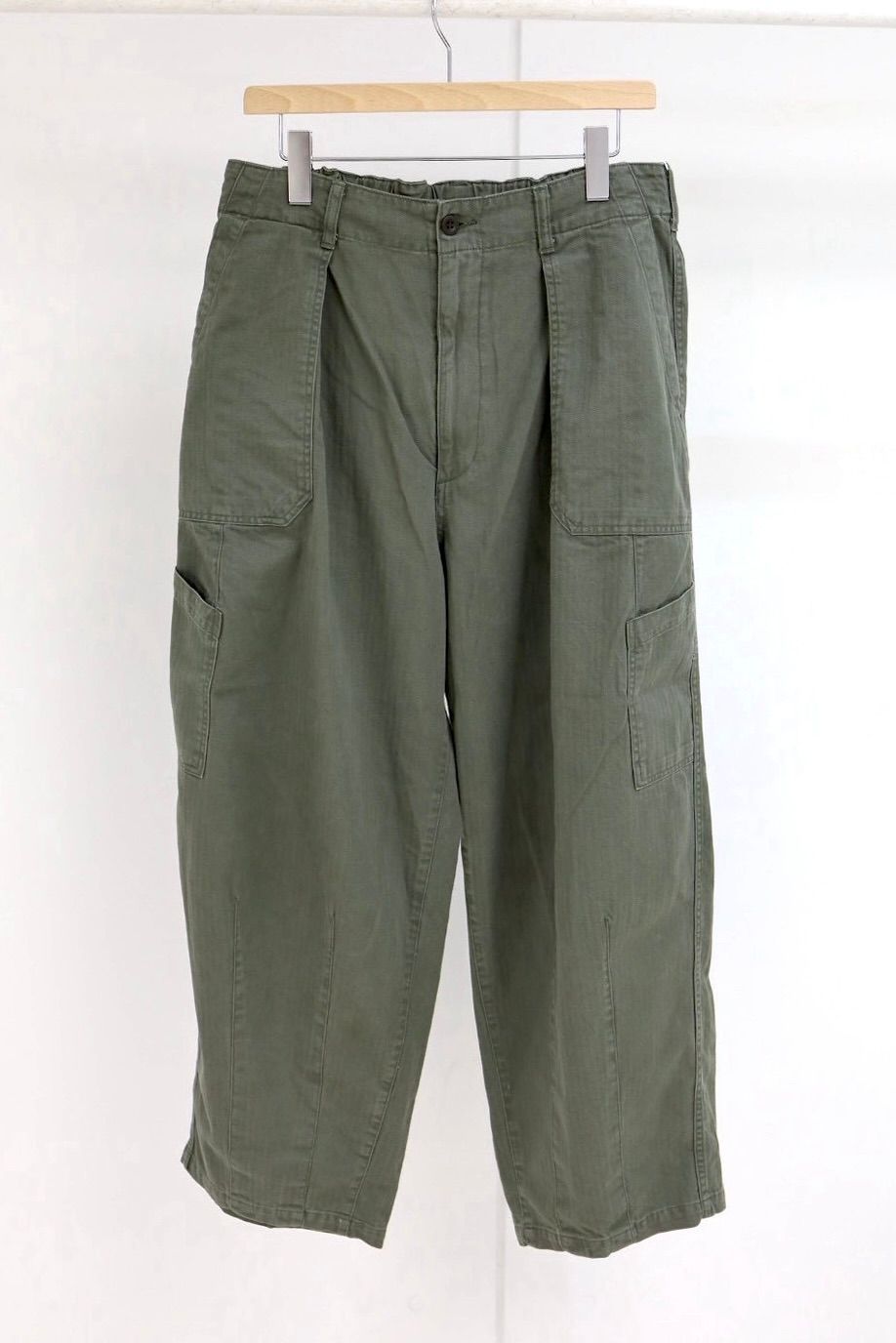 イズネス26AW NU Balloon EZ Pants(26AW_28_1008AWPT02)KHAKI☆8月29日(土)発売！
