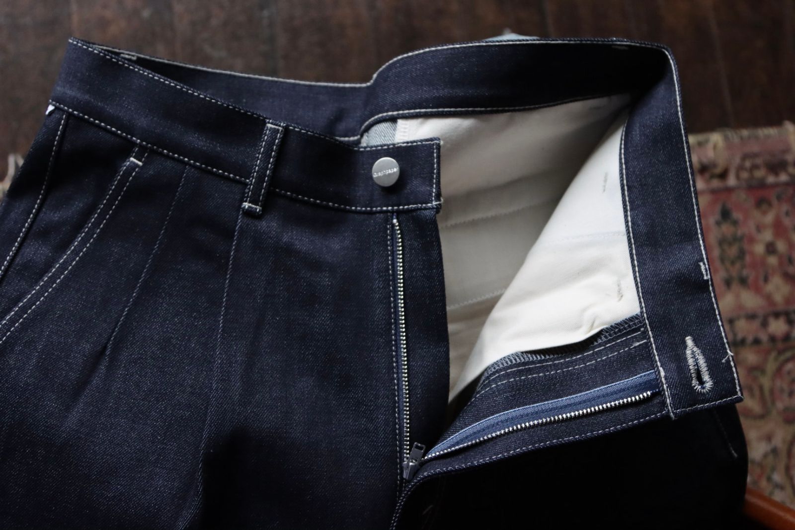 Graphpaper - グラフペーパー Selvage Denim Two Tuck Tapered Pants