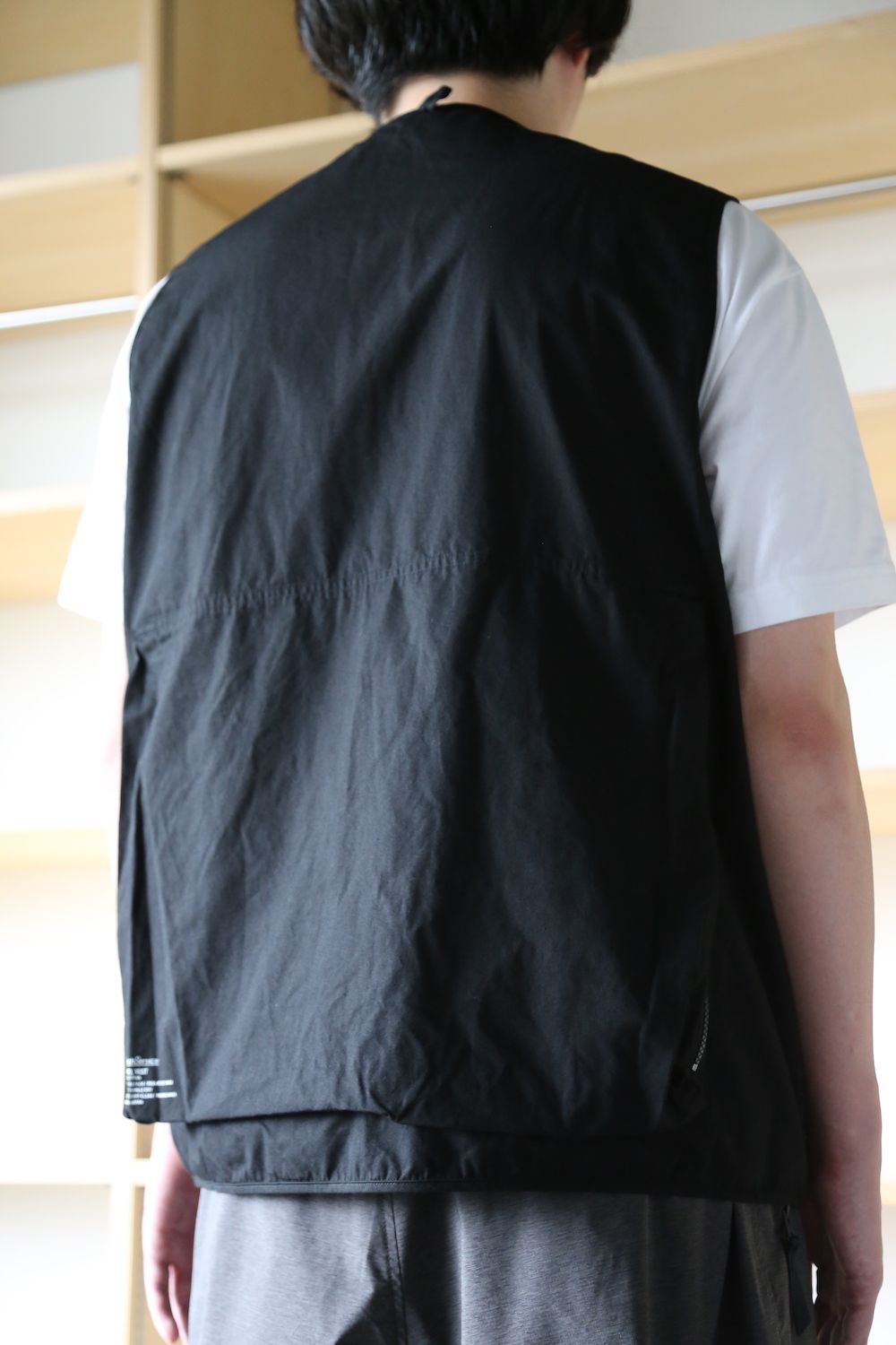 FreshService] TRAVEL VEST – MaW SAPPORO