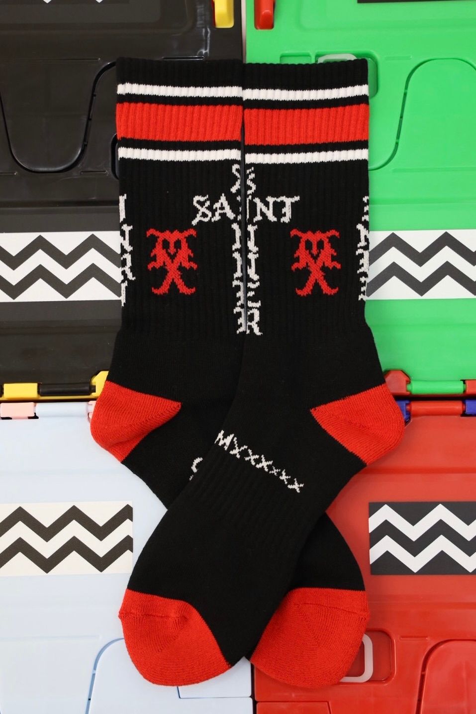 セントマイケル SINNER SOCKS (SM-HR1-0000-112)BLACK/RED★10月11日(土)発売！