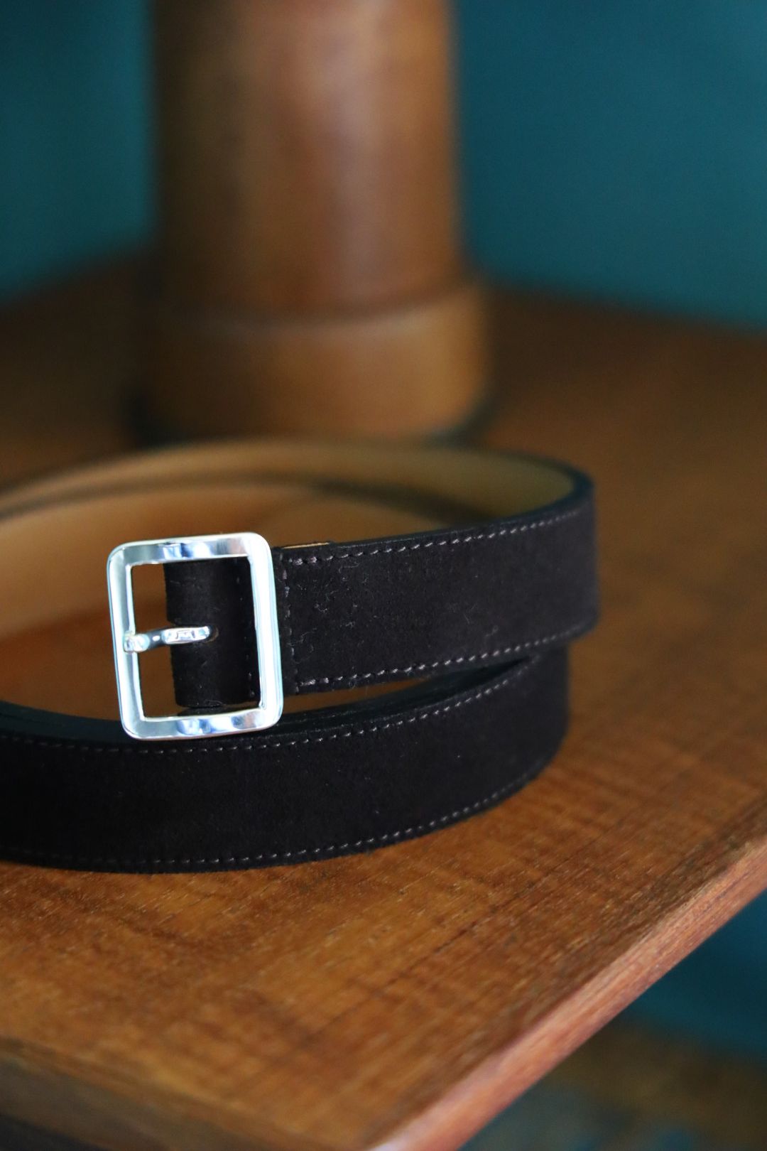 ショロジュエリーベルト Square Narrow Buckle Belt (XOBL003M/L)Brown Suede☆7月17日(木)発売！