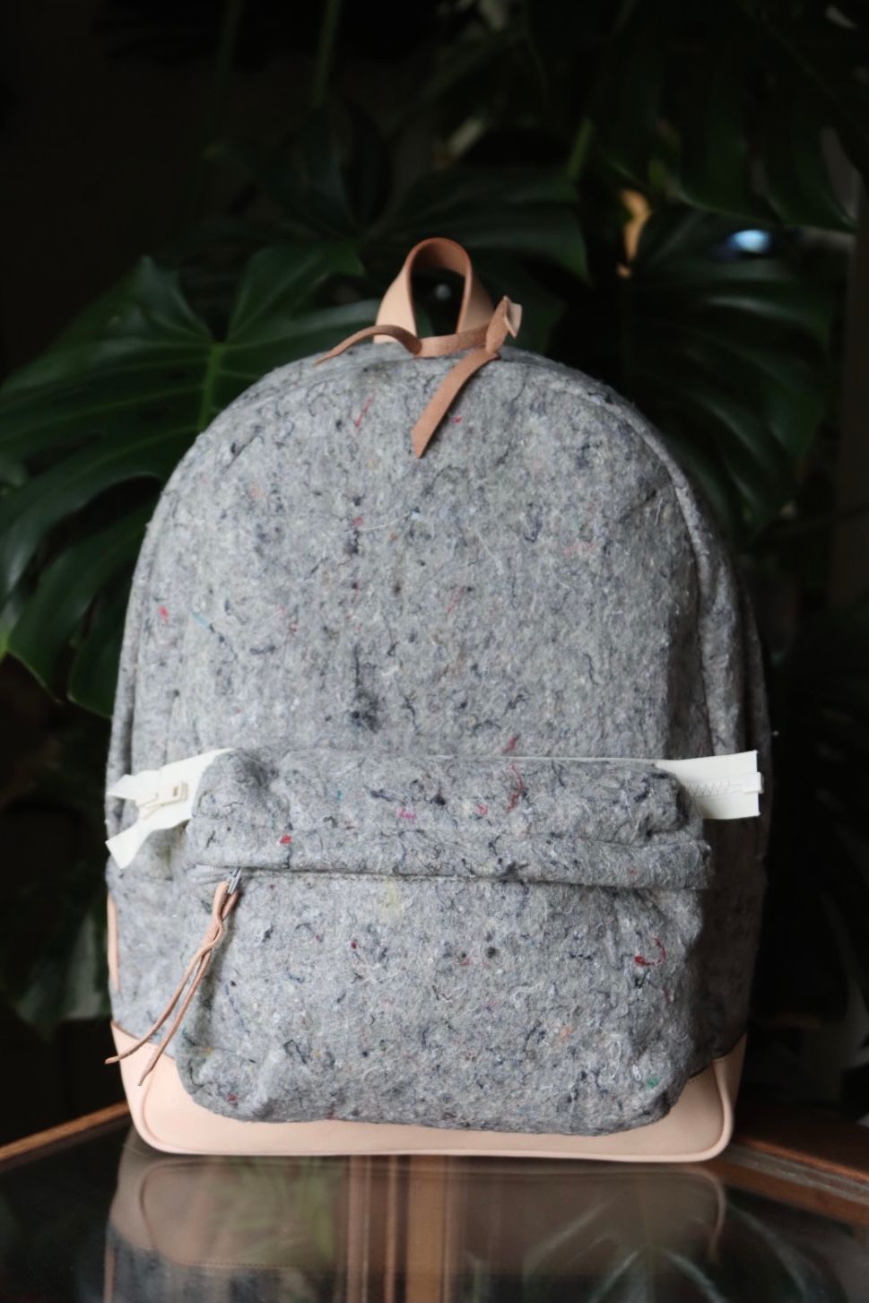 Hender Scheme - エンダースキーマ 22秋冬 Recycled felt) backpack qn-rb-rbp mix gray /  natural | mark