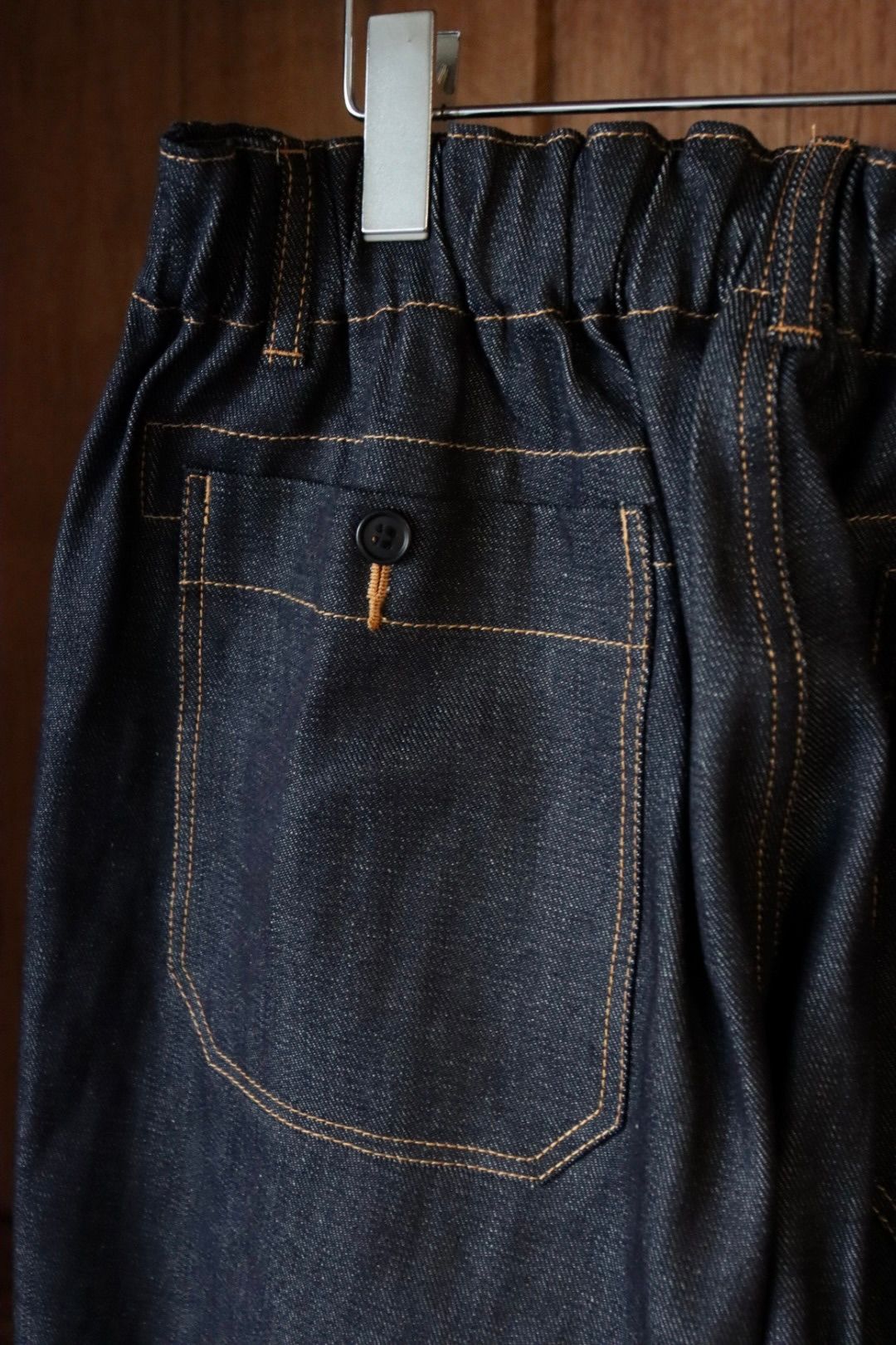 イズネス 24SSバルーンベイカーパンツBALLOON BALER PANTS (1006SSBALOONPT01)INDIGO