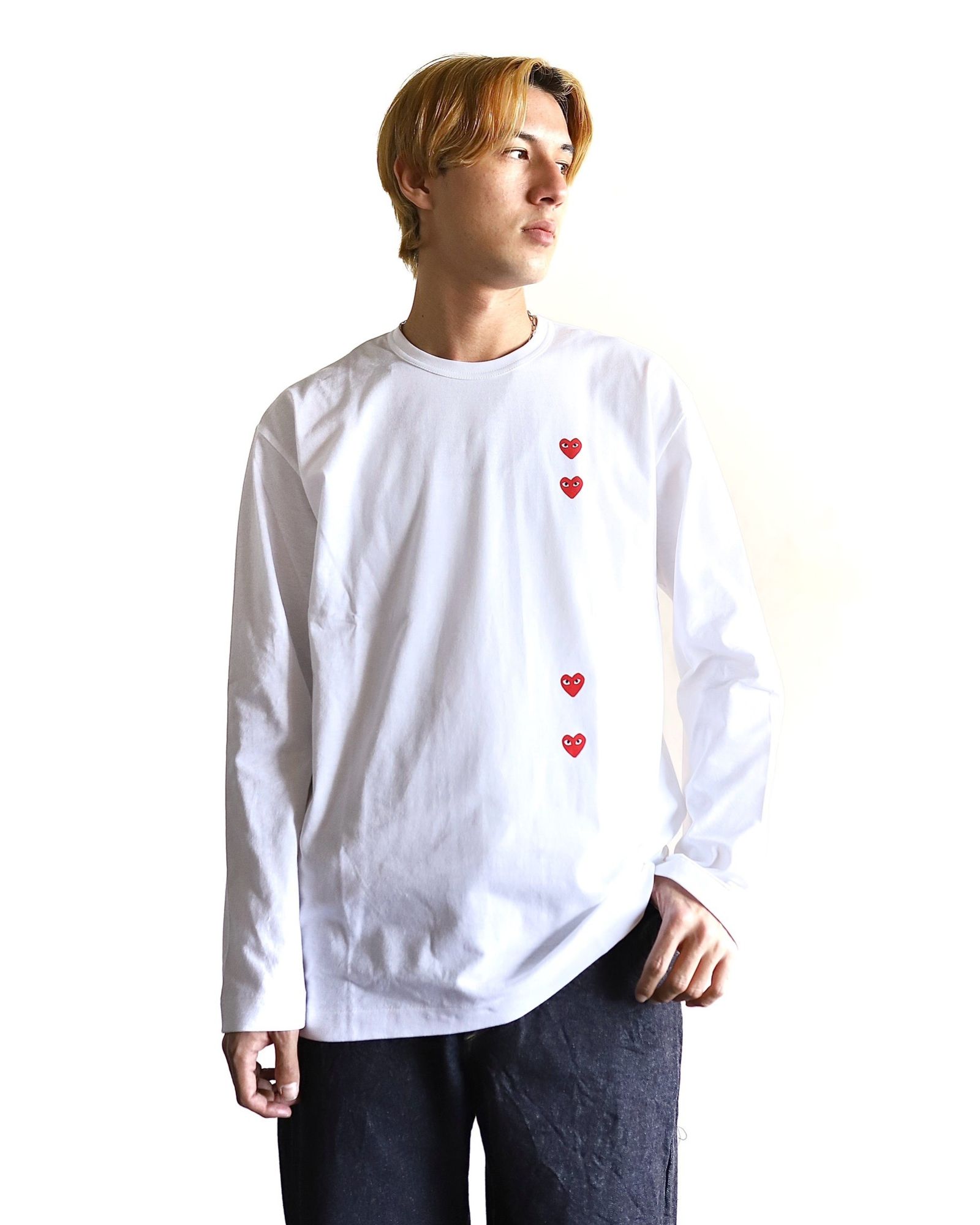 PLAY COMME des GARCONS 24SS PLAY VERTICAL4HEART L/S T-SHIRT style 2024.3.2