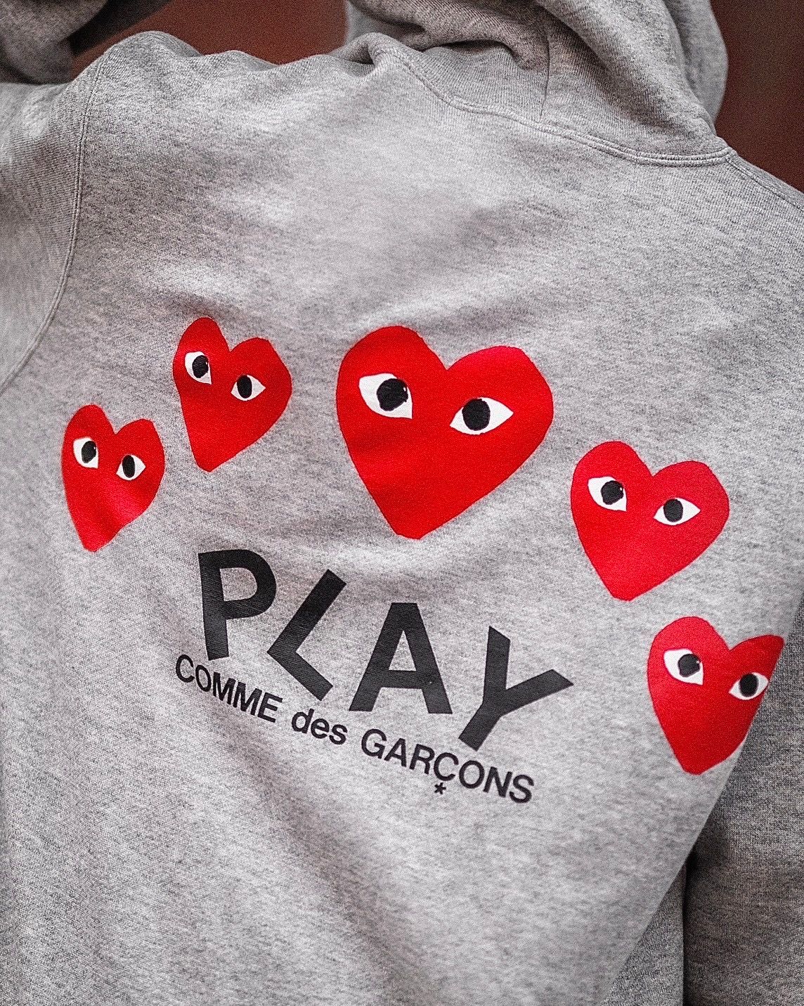 PLAY COMME des GARCONS 新作5ハートスウェットパーカー style PLAY COMME des GARCONS 新作5ハートスウェットパーカー style