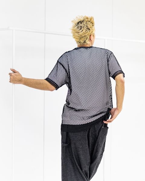 PLAY COMME des GARSONS BLACKエンブレムメッシュTシャツ ☆ 新作発売！