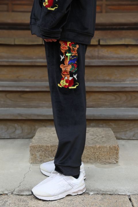 doublet CHAOS EMBROIDERY COMFY HOODIE,CHAOS EMBROIDERY COMFY PANTS style 2021.01.17.