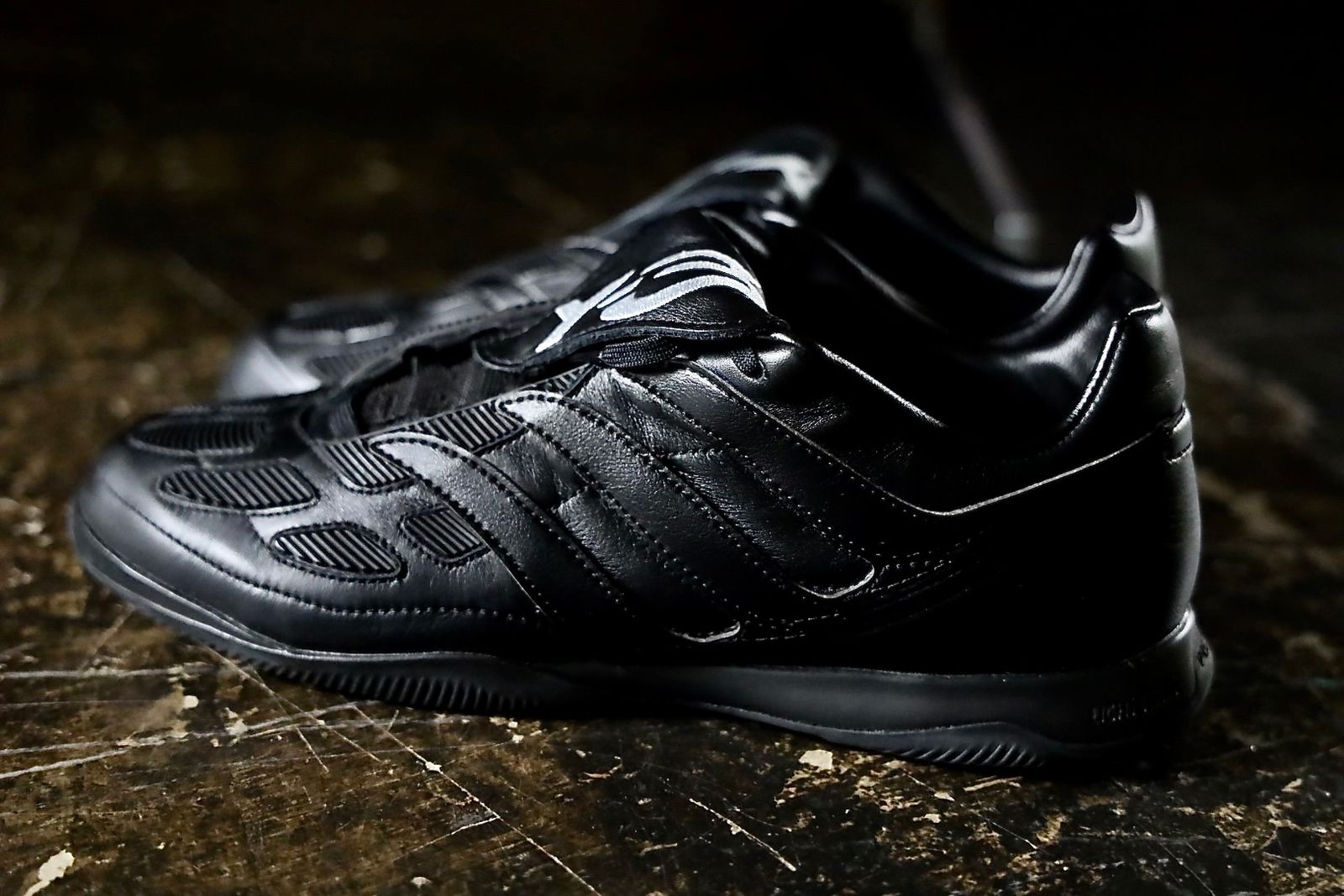 ワイスリー  Y-3 PREDATOR PRECISION(HP4653)BLACK☆新作発売！